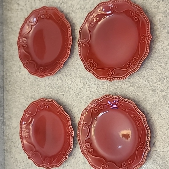 Floral Patterned Dinner Plates Set Of 4 - (4 Dinner 4 Salad) - Picture 7 of 10